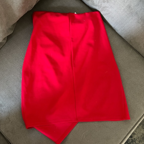 Red pencil skirt by BlueBlush. - Picture 4 of 4